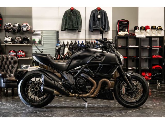 ducati - diavel