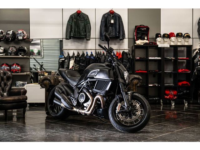 ducati - diavel