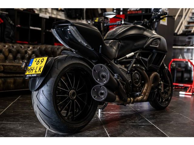 ducati - diavel