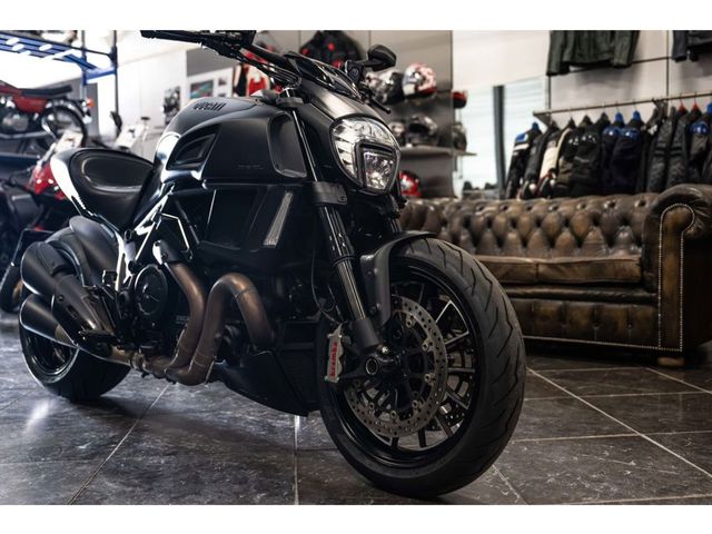 ducati - diavel