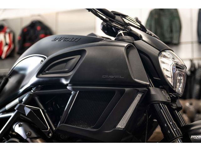 ducati - diavel