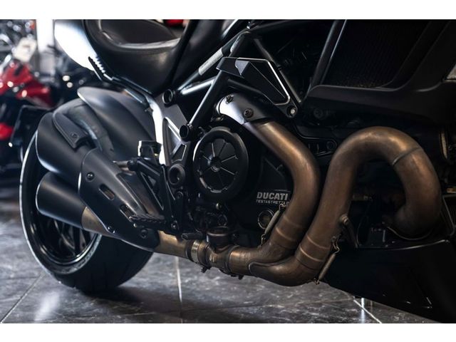 ducati - diavel