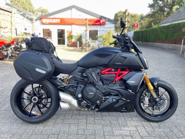 ducati - diavel