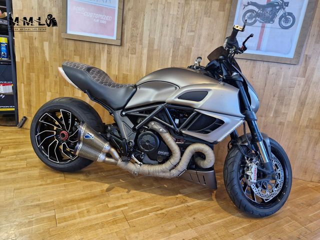 ducati - diavel