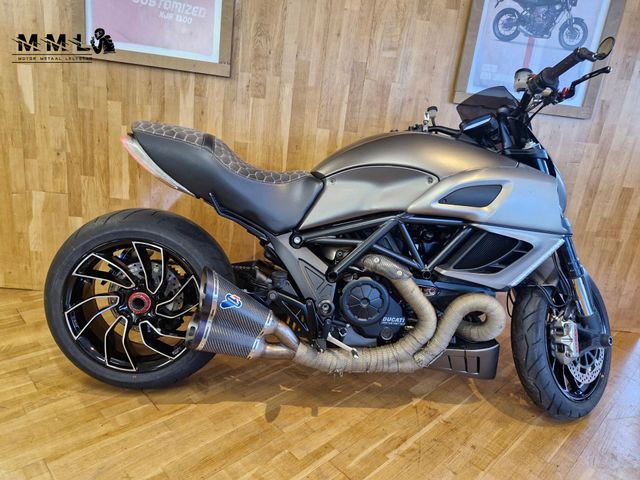 ducati - diavel