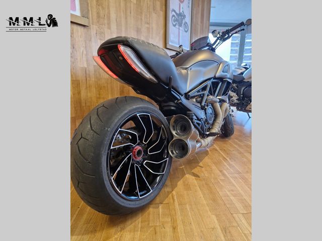 ducati - diavel