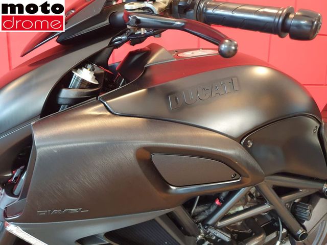 ducati - diavel