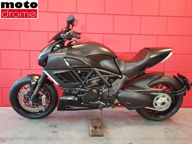 ducati - diavel