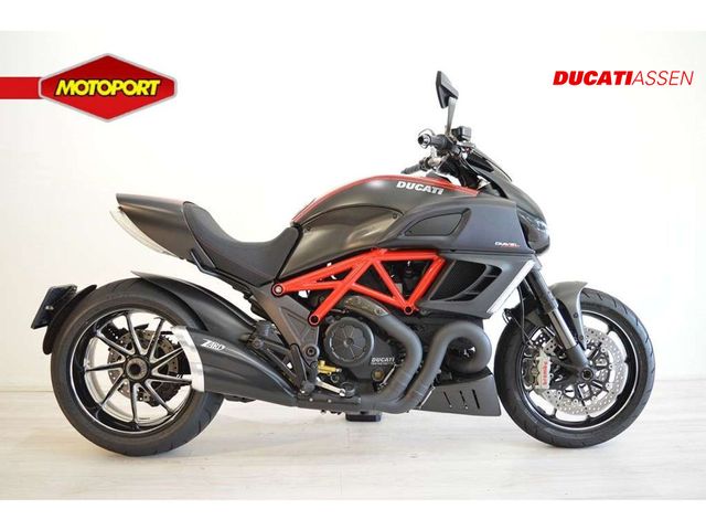 ducati - diavel-carbon