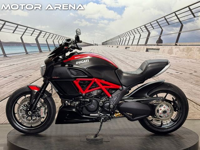 ducati - diavel-carbon