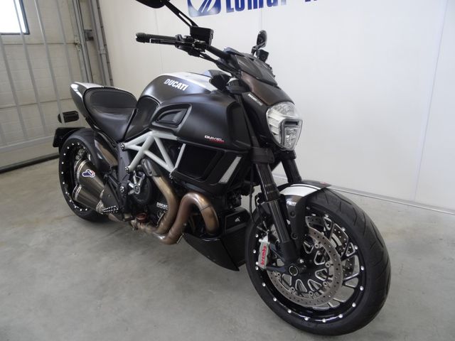 ducati - diavel-carbon