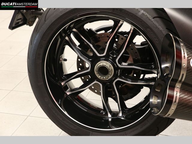 ducati - diavel-carbon