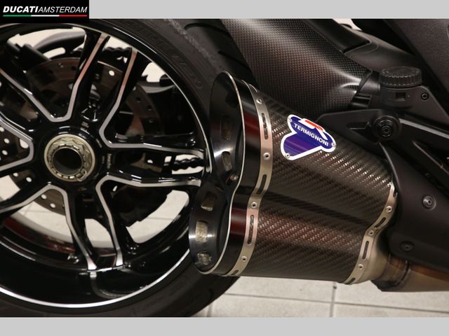 ducati - diavel-carbon