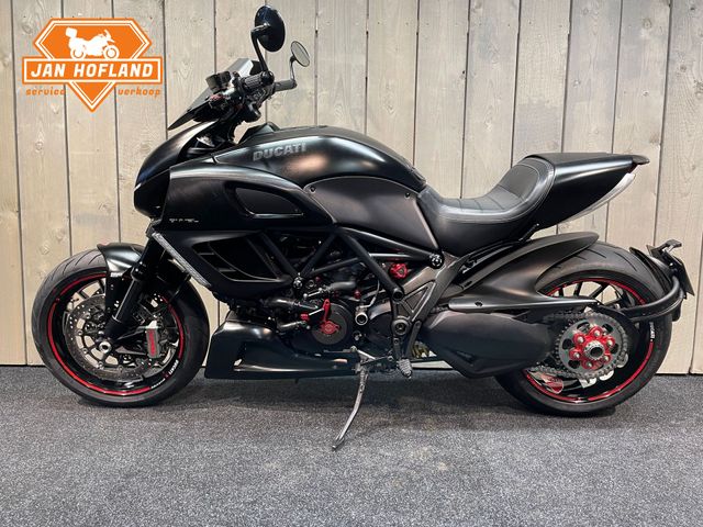 ducati - diavel-cromo