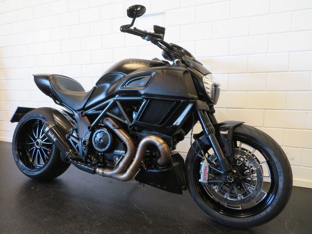 ducati - diavel-dark