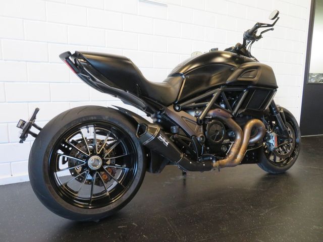 ducati - diavel-dark