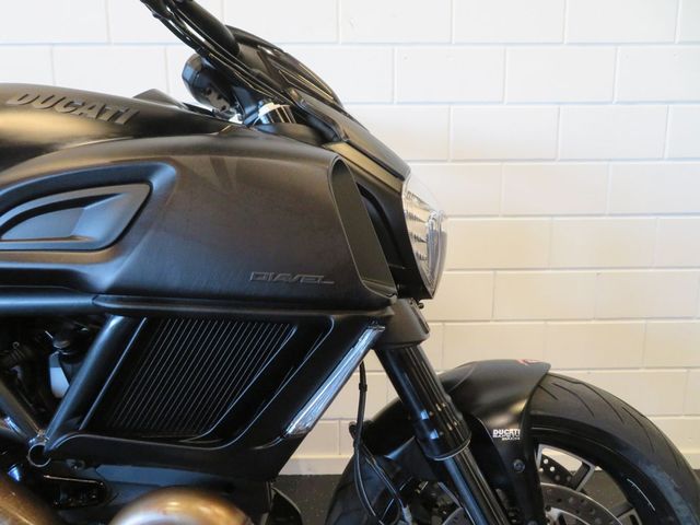 ducati - diavel-dark