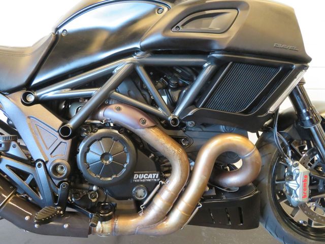 ducati - diavel-dark