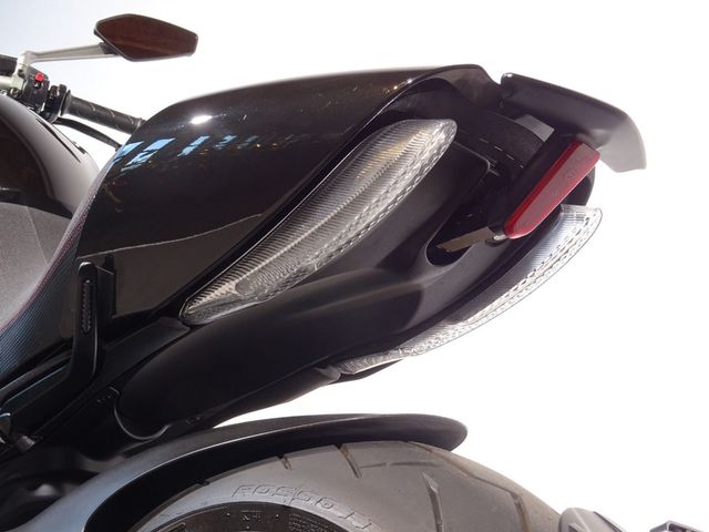 ducati - diavel-dark