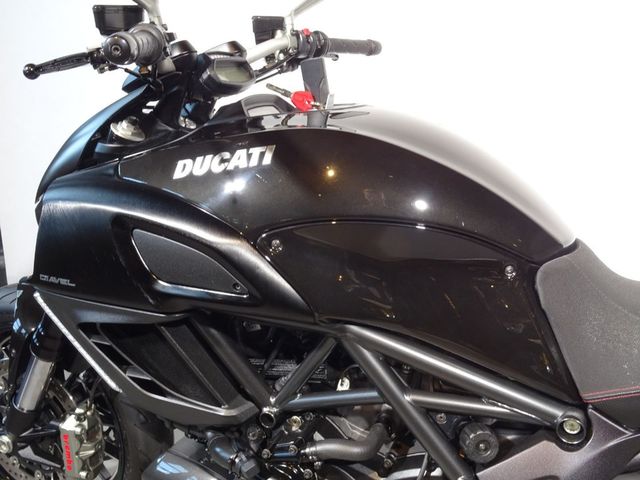 ducati - diavel-dark