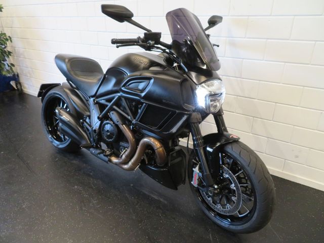 ducati - diavel-dark