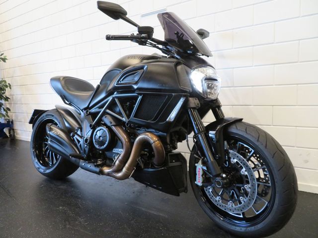 ducati - diavel-dark