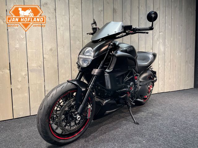 ducati - diavel-dark