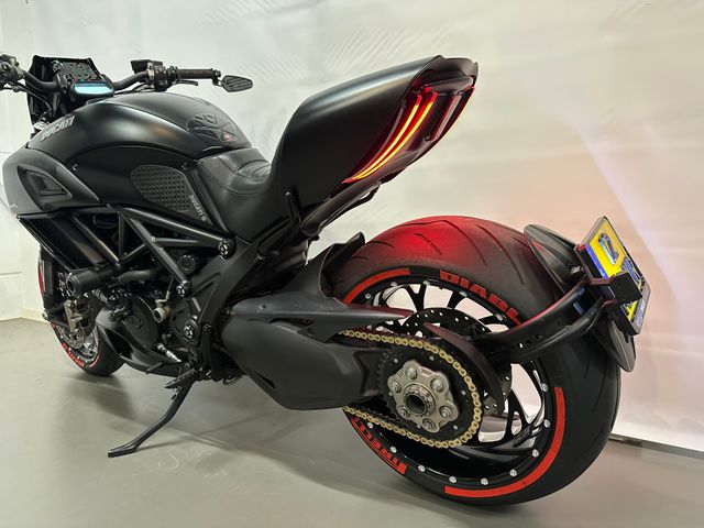 ducati - diavel-dark