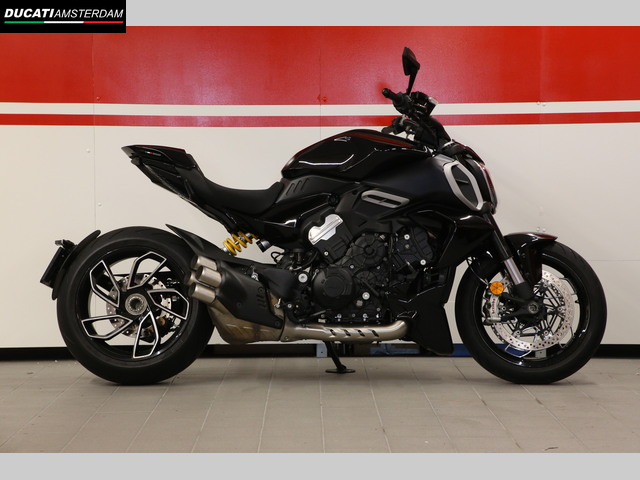 ducati - diavel-v4