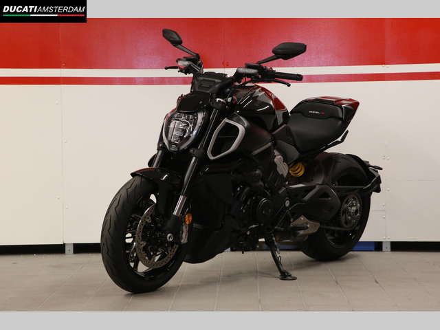 ducati - diavel-v4