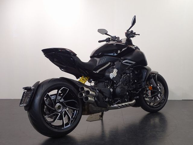 ducati - diavel-v4