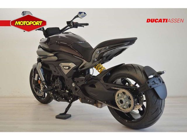 ducati - diavel-v4