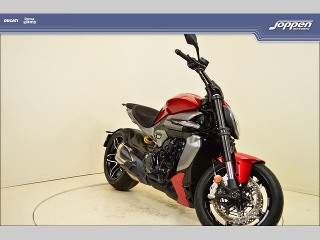 ducati - diavel-v4