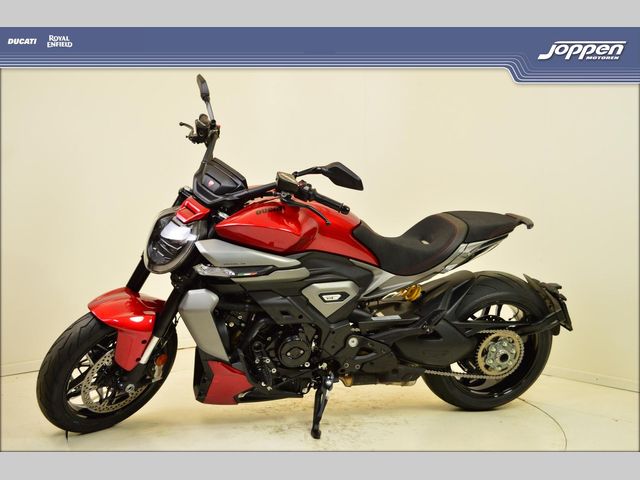 ducati - diavel-v4