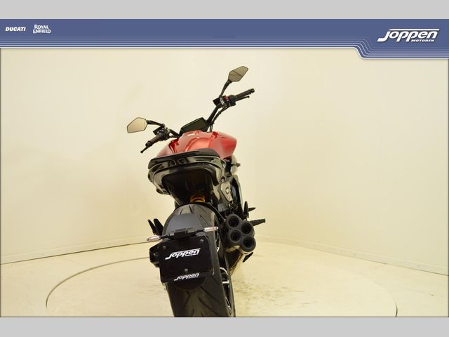 ducati - diavel-v4