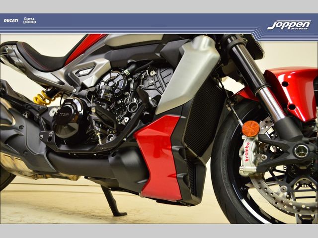 ducati - diavel-v4
