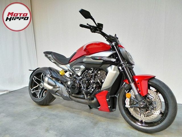 ducati - diavel-v4