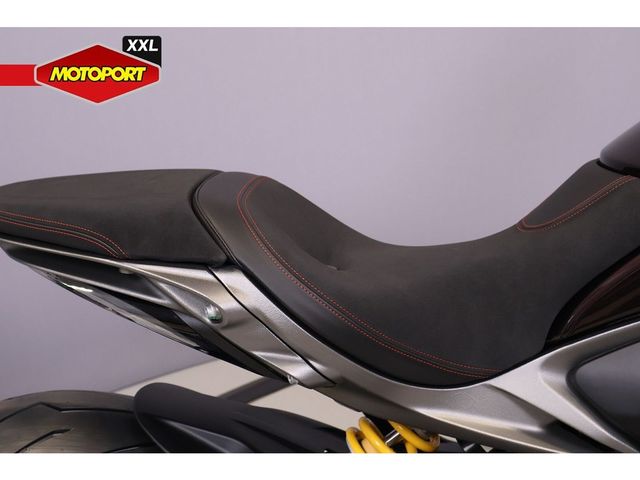 ducati - diavel-v4
