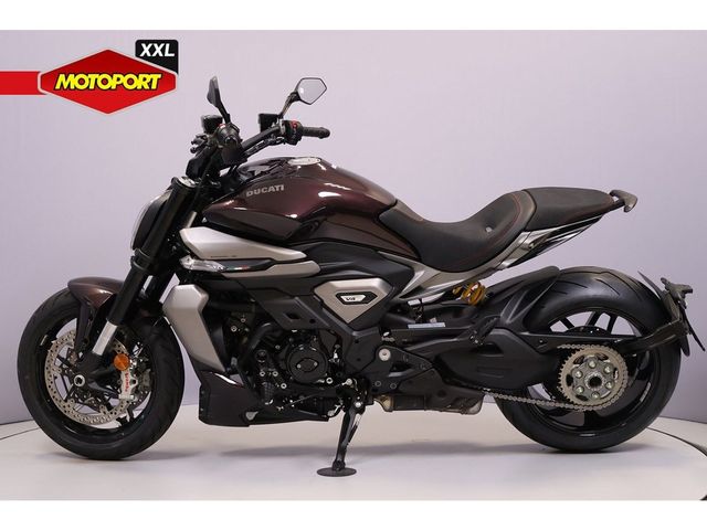 ducati - diavel-v4