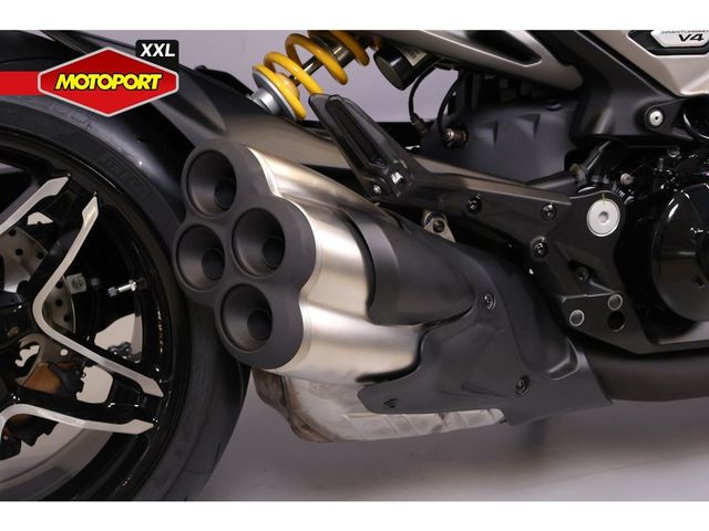 ducati - diavel-v4