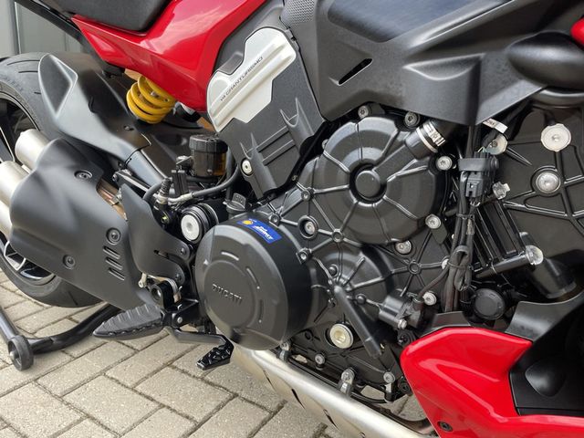ducati - diavel-v4