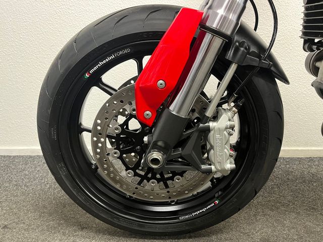 ducati - hypermotard-1100