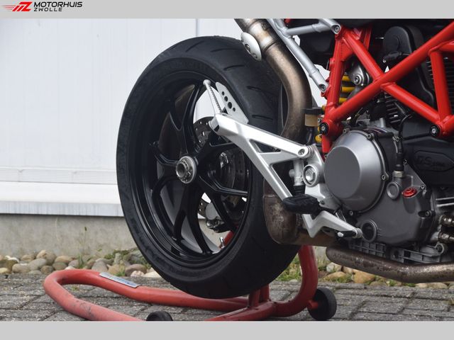 ducati - hypermotard-1100