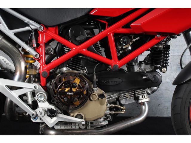 ducati - hypermotard-1100