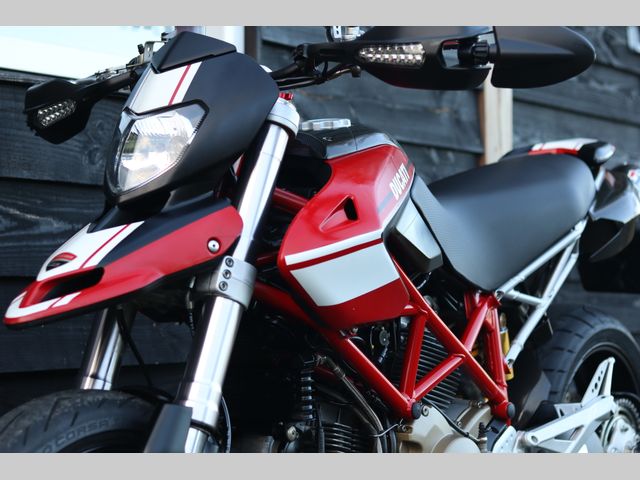 ducati - hypermotard-1100