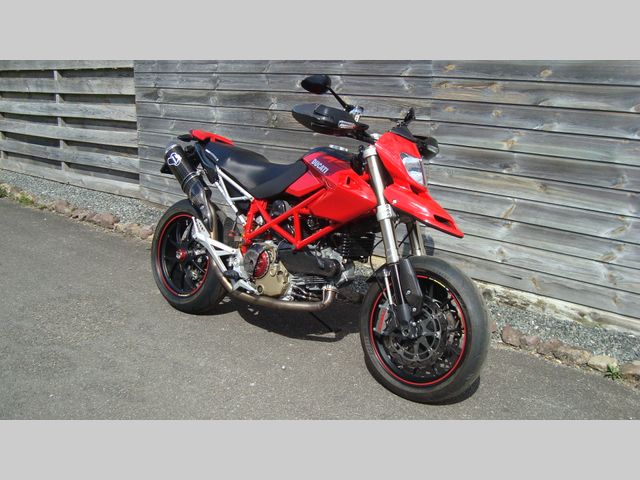 ducati - hypermotard-1100