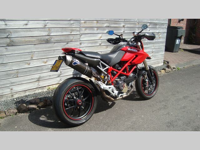 ducati - hypermotard-1100