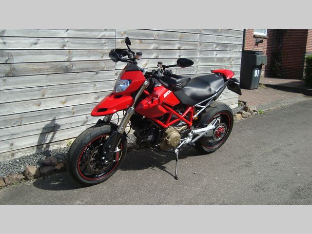 ducati - hypermotard-1100