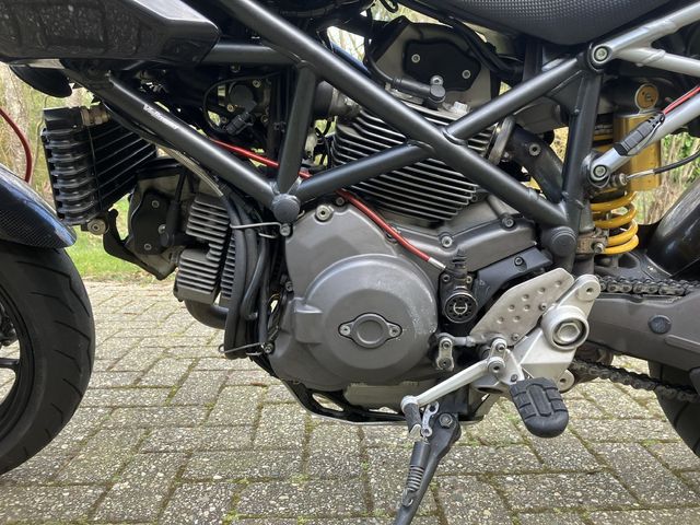 ducati - hypermotard-1100-evo