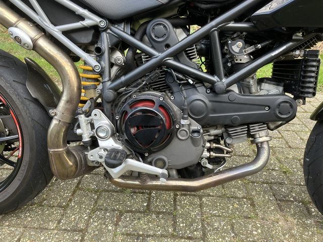 ducati - hypermotard-1100-evo